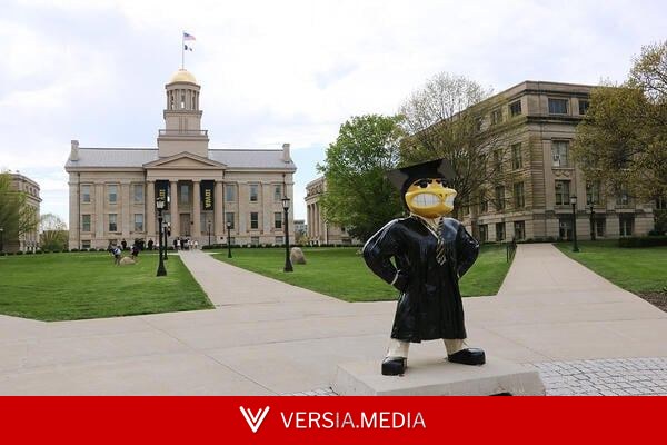 Iowa’s Civics Center Has to Teach Thousands. It Currently Has One Professor.