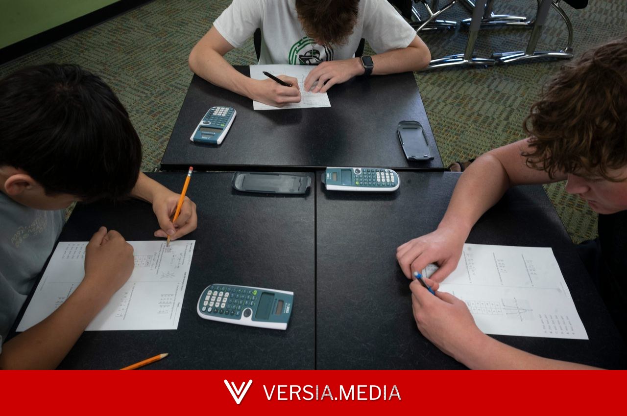 Blending algebra and geometry: An approach to high school math slowly gains favor
